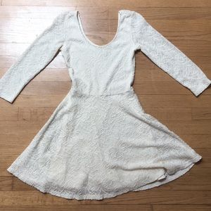 Abercrombie & Fitch white lace long sleeve dress